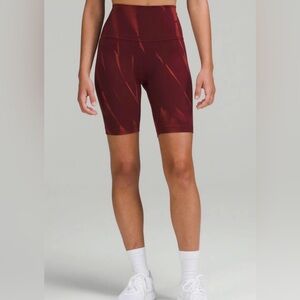 Lululemon Wunder Train High-Rise Short 8”